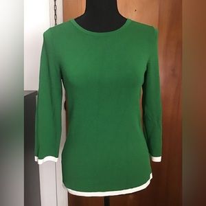 Green classic top brand new